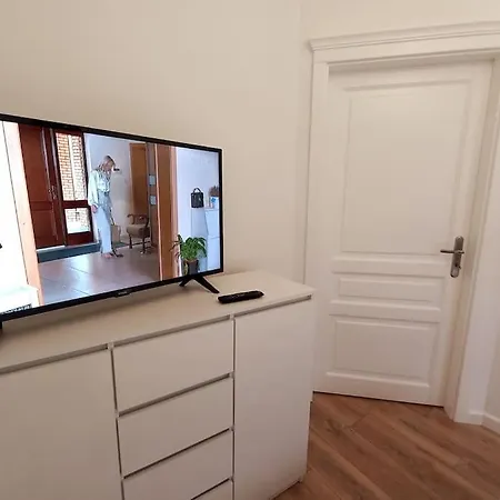 Old Town - Traugutta Street Flat 9-2